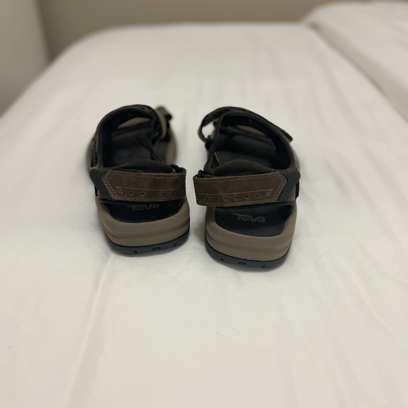 Teva Langdon River Brown Sandal Size 9 - Picture 4 of 8
